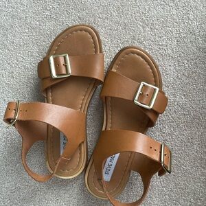 Steve Madden Gold Buckle Leather Sandals, Size 7